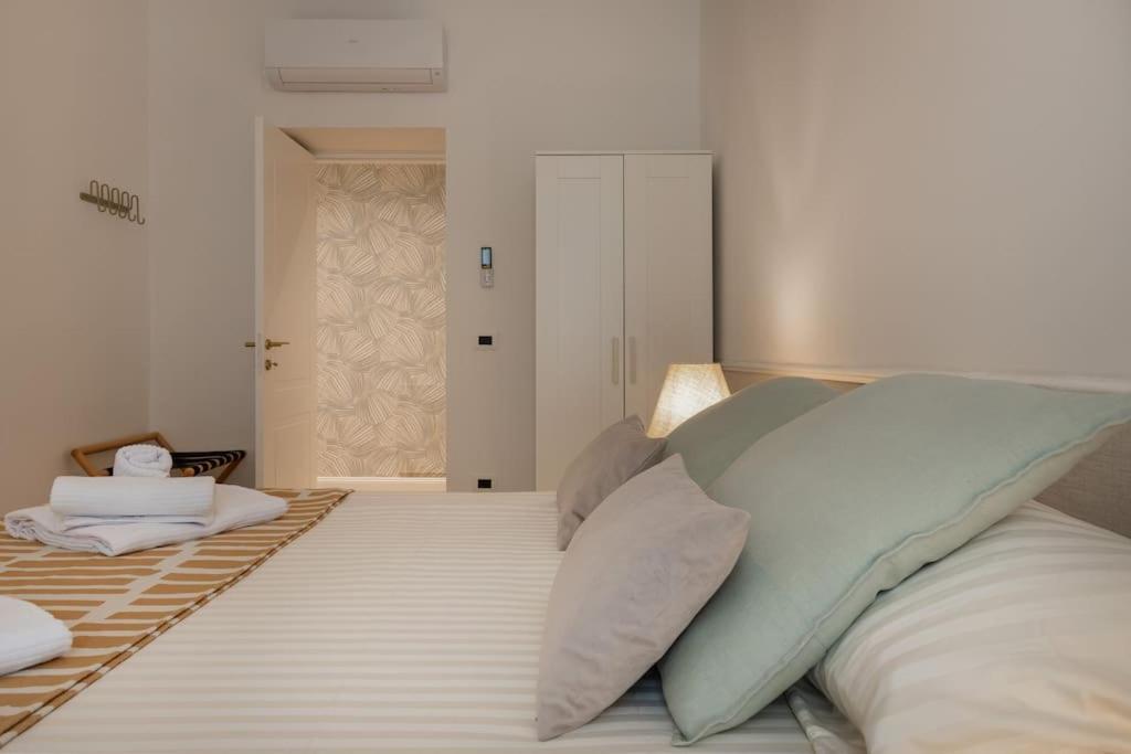Foscolo 46 - Elegant Family Apartment Trieste Exterior foto